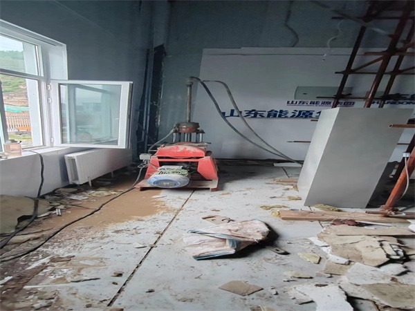 桓仁地基基础下沉墙体裂缝加固注浆顶升施工